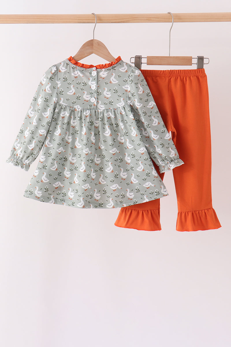 Grey goose applique ruffle pants set