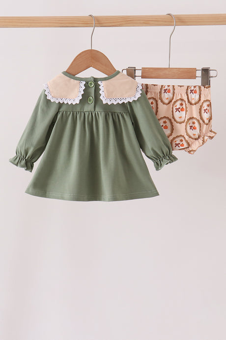 Green goose pumpkin embroidery bloomer set