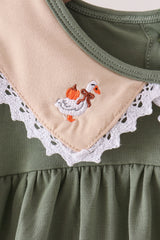 Green goose pumpkin embroidery pants set