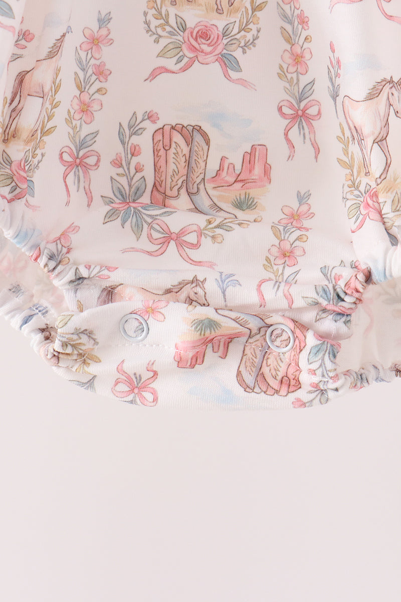 Pink horse ruffle bubble