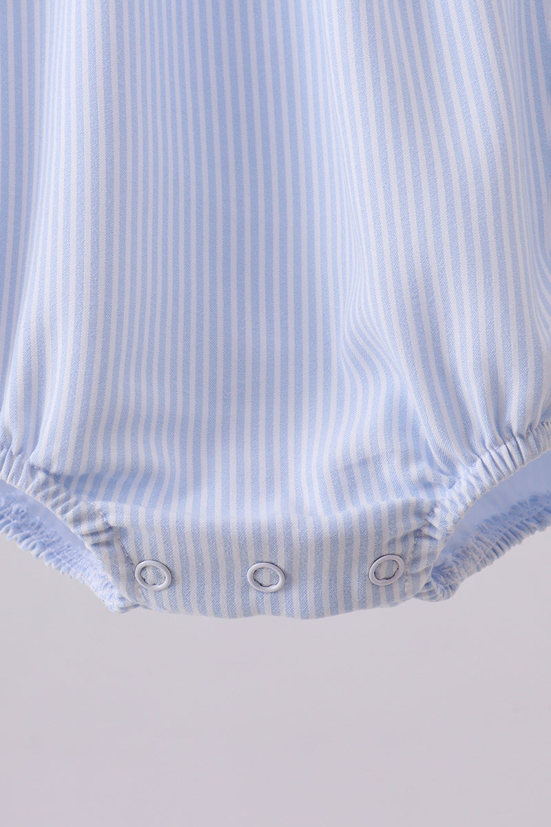 Blue stripe bunny carrot embroidery bubble