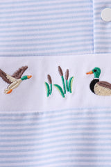 Blue stripe duck embroidery pullover