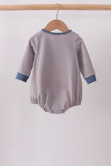 Teal hunting embroidery stripe bubble