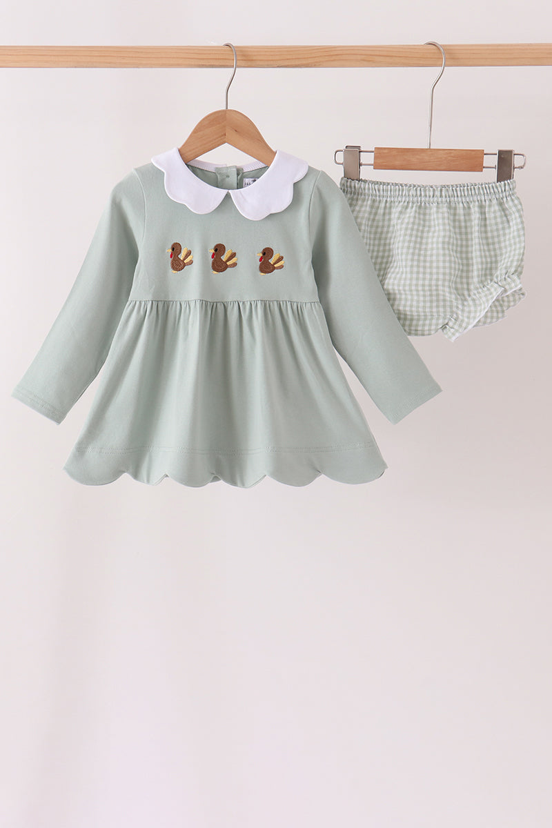 Green turkey embroidery scalloped bloomer set