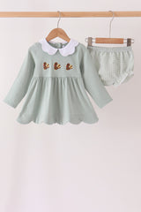 Green turkey embroidery scalloped bloomer set
