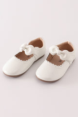 White bow mary jane shoes